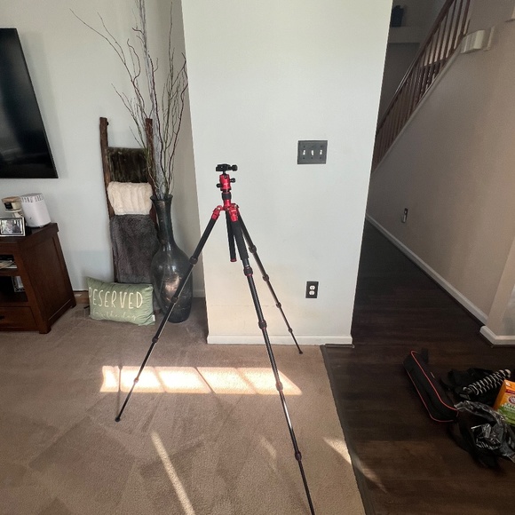 MeFOTO Camera Tri Pod - Picture 4 of 14